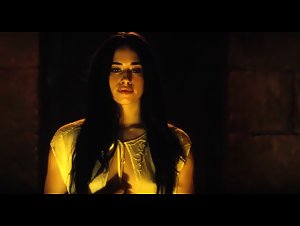 Jeanine Mason - Of Kings and Prophets (2016) Sex Scene