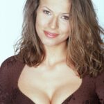 Leonore Capell Sexy (8 Photos)