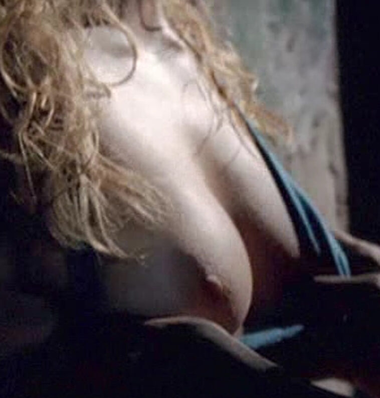 Alice Braga Nude Sex Scene In Lower City Movie - FREE VIDEO