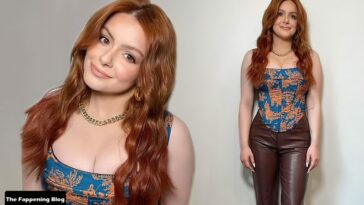 Ariel Winter Displays Her Nice Cleavage in a Sexy Shoot (9 Photos)