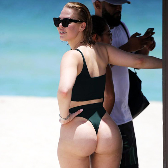 Bianca Elouise Bikini Pics - This Ass Is Big!