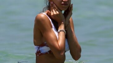 Cathy Hummels Looks Very Skinny as She Enjoys a Day on the Beach in Miami (22 Photos)