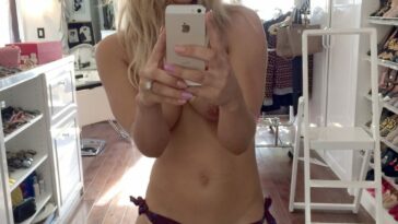 Kaley Cuoco Nude & Sexy (10 Photos)
