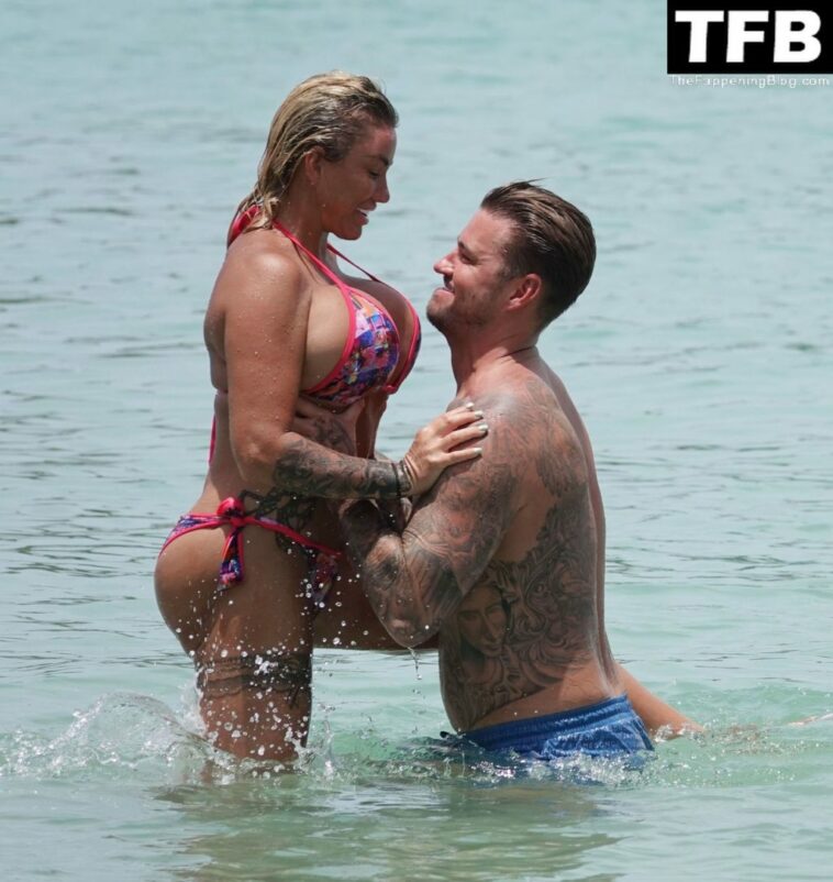 Katie Price & Carl Woods Pack on the PDA Out on Their Holiday in Thailand (56 Photos)