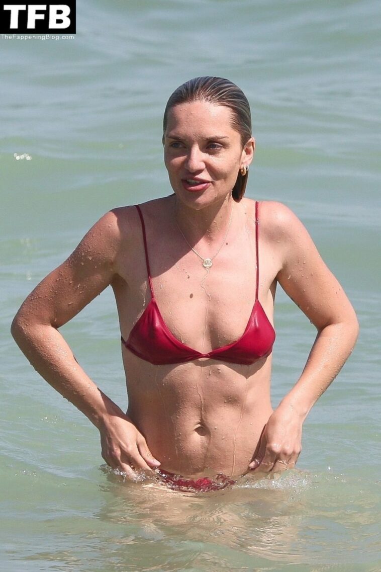 Melissa Cohen Looks Fit and Fabulous in a Tiny Red Bikini as She Relaxes in Rio de Janeiro (32 Photos)