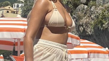 Molly-Mae Hague Shows Off Her Sexy Tits on the Beach in Positano (13 Photos)