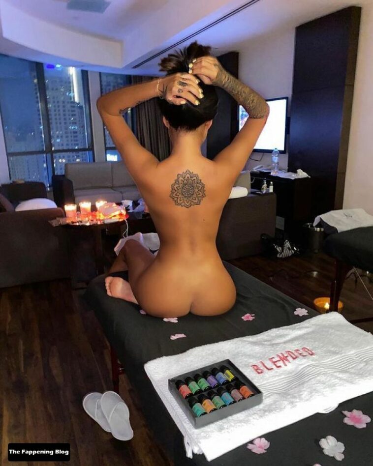 Nikita Jasmine Nude & Sexy Collection (20 Photos)