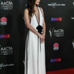 Braless Phoebe Tonkin Looks Sexy at the AACTA Awards in Sydney (4 Photos)