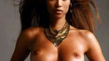 Tyra Banks Nude