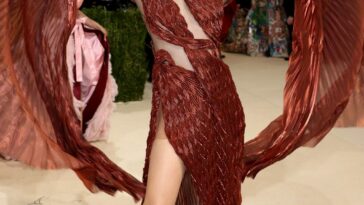Valentina Sampaio Poses at the 2021 Met Gala in New York (14 Photos)