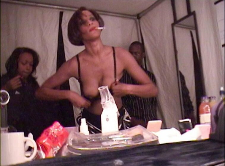 Whitney Houston Nude – Whitney (4 Pics + GIF & Video)