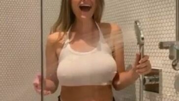 Megnutt02 Nude Wet T-Shirt Onlyfans Video Leaked