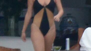 Selena Gomez Sexy One-Piece Swimsuit Paparazzi Set Leaked