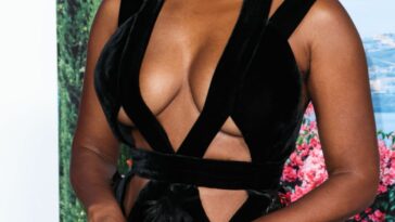Janelle Monae Displays Her Sexy Tits at the “Glass Onion: A Knives Out Mystery” Premiere in LA (126 Photos)