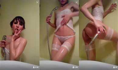 ArianaRealTV Nude Shower Video Leaked - Famous Internet Girls