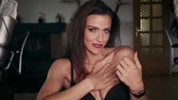 Gina Carla ASMR Nude Massage - Famous Internet Girls