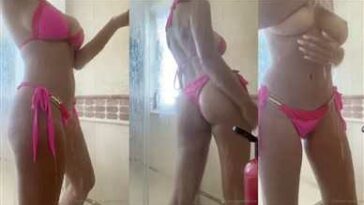 Holly Peers Nude Shower Video Leaked - Famous Internet Girls