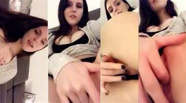 Kimber Noelle Snapchat Masturbating Porn Video Leaked - Famous Internet Girls