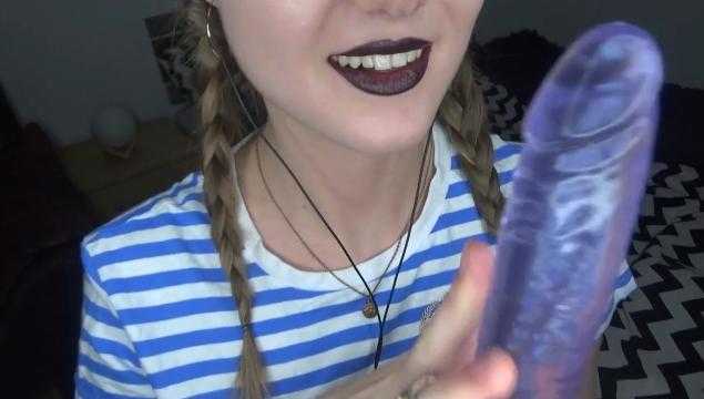 Peas And Pies Black Lipstick Handjob ASMR Video - Famous Internet Girls