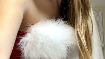 Megnutt02 Topless Xmas Dress Strip Onlyfans Video Leaked