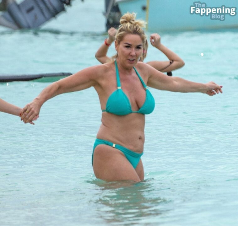 Claire Sweeney Dons Her Little Aqua Blue Bikini as She Enjoys a Little Fun in the Sun (49 Photos)