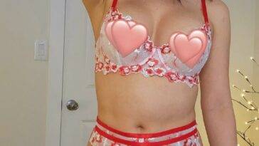 Alinity Nude Pussy Valentines Lingerie PPV Onlyfans Video Leaked