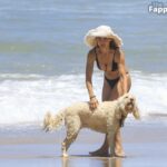 Elsa Pataky Shows Off Her Fit Physique on a Family Day Out to the Beach in Byron Bay (52 Photos)