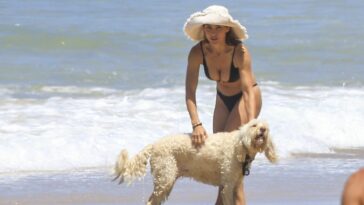 Elsa Pataky Shows Off Her Fit Physique on a Family Day Out to the Beach in Byron Bay (52 Photos)