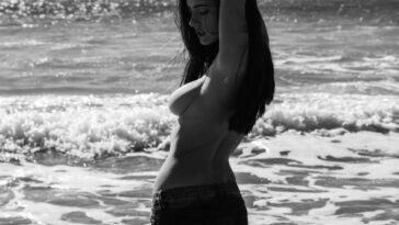 Sarah Curr Nude & Sexy Collection (116 Photos)