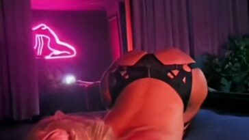 Iggy Azalea Sexy Lingerie Tease Onlyfans Video Leaked