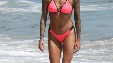 Sophia Thomalla Enjoys a Day at the Beach Rocking a Sexy Pink Bikini (25 Photos)