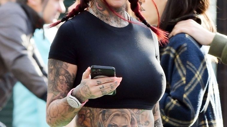 Jemma Lucy Shows Off Her Sexy Boobs Spotted Out with a Friend Out in London’s Notting Hill (27 Photos)