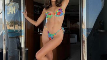 Olivia Culpo Looks Stunning in a Bikini (4 Photos)