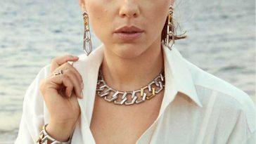 Scarlett Johansson Looks Stunning in a New Nature’s Artistry Campaign (11 Photos)