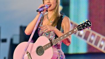 Taylor Swift Looks Stunning on Stage at The Eras Tour in Philadelphia (17 Photos)