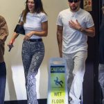 Kendall Jenner is Seen Braless with Friends (24 Photos)