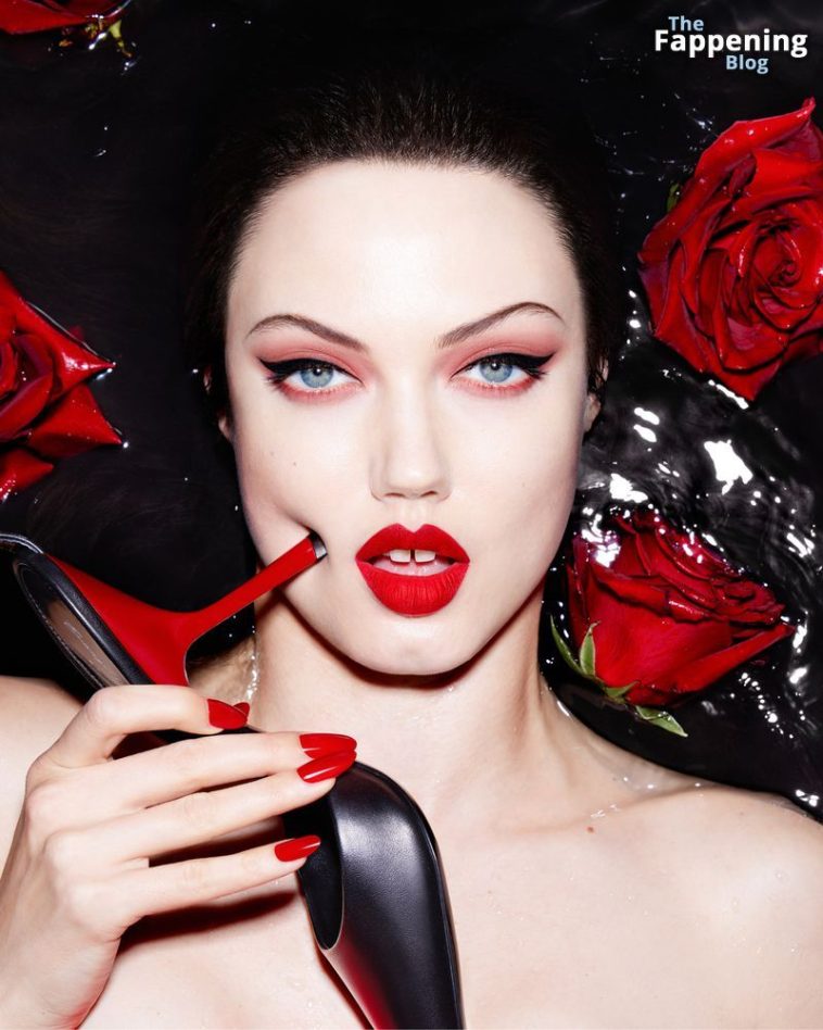 Lindsey Wixson Promotes a New Sergio Rossi Campaign (9 Photos + Video)