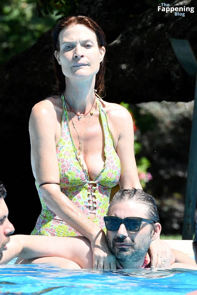 Jane Alexander Enjoys a Day in the Pool with Gianmarco Amicarelli (57 Photos)
