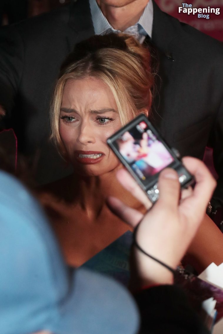 Margot Robbie Looks Hot at the “Barbie” Premiere (77 New Photos)