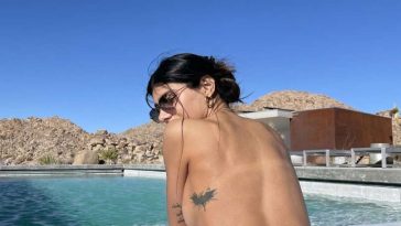 Mia Khalifa Nude OnlyFans Photos #7