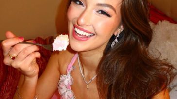 Rachel Pizzolato Looks Hot in Pink on Her Birthday (11 Photos)