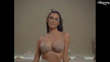Kim Kardashian Hot (5 Photos + Video)