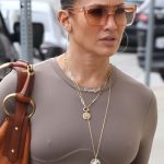 Jennifer Lopez Hot (8 Photos)