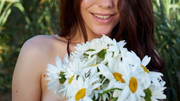 Elena Max Nude & Sexy - Wild Daisies (109 Photos)